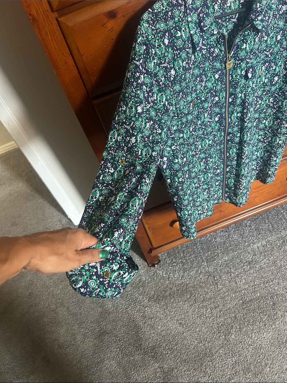 Michael Kors Navy and Green Floral Zip-Front blouse - Picture 4 of 5
